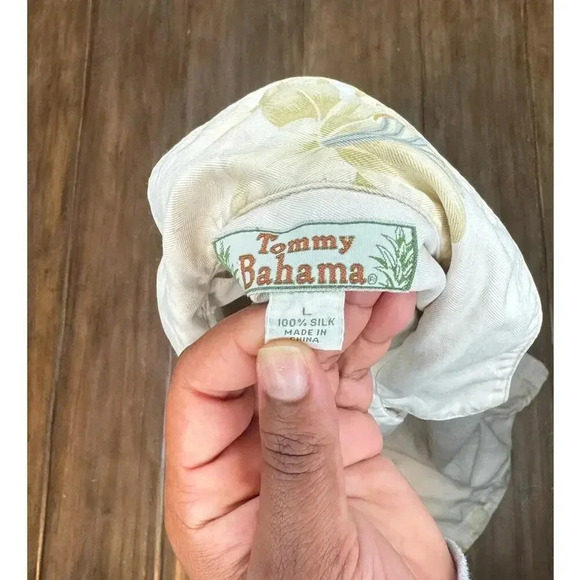 Tommy Bahama Mens Silk Hawaiin Shirt Vacation Shirts SIZE L - Picture 7 of 8